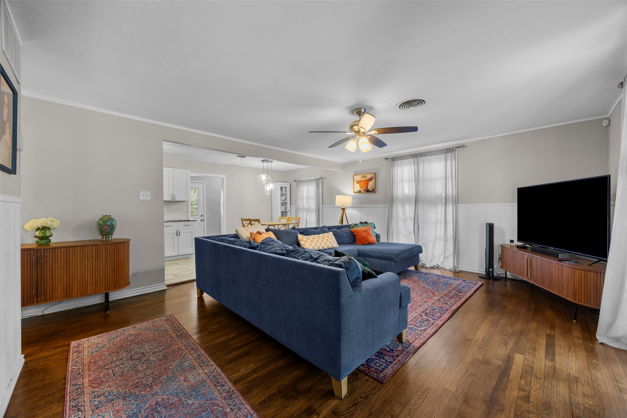 3829 Byers Avenue Fort Worth TX 76107