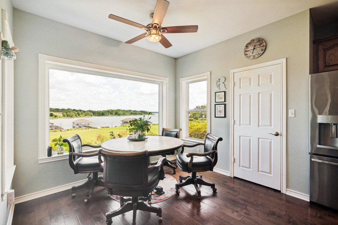 305 Rs County Road 3390 Emory TX 75440