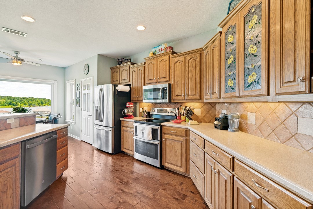 305 Rs County Road 3390 Emory TX 75440