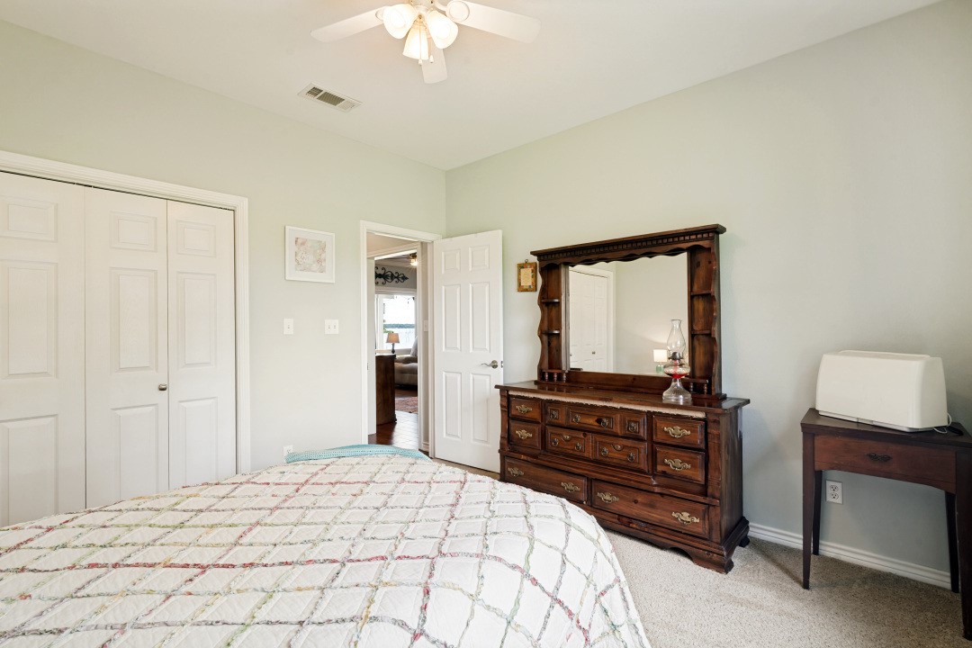 305 Rs County Road 3390 Emory TX 75440