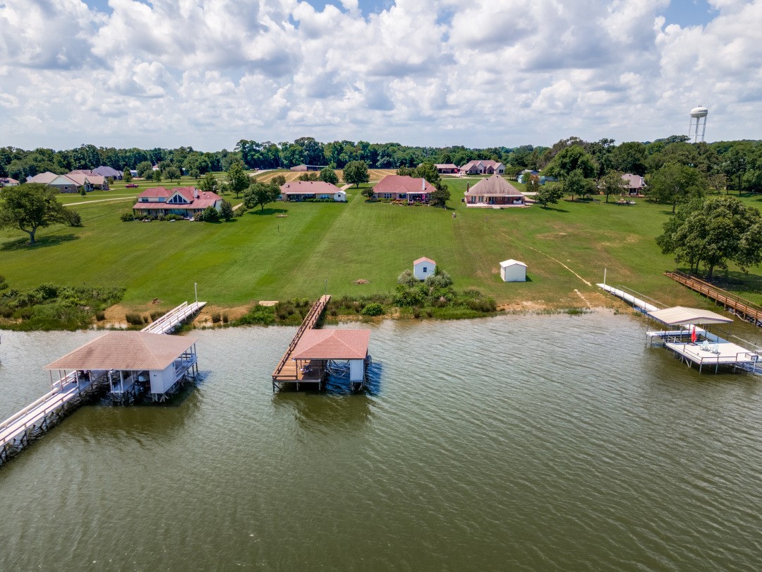 305 Rs County Road 3390 Emory TX 75440