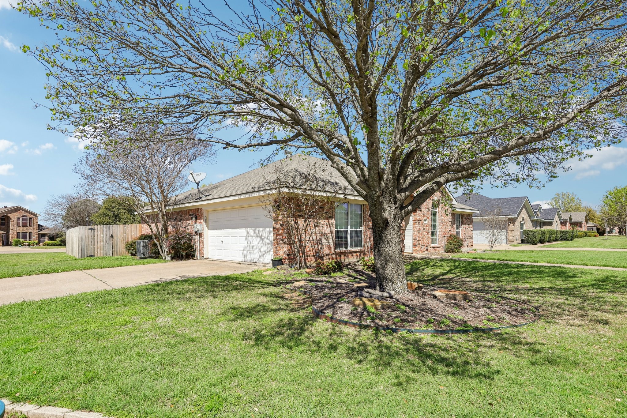 1325 Lake Shore Drive Crowley TX 76036