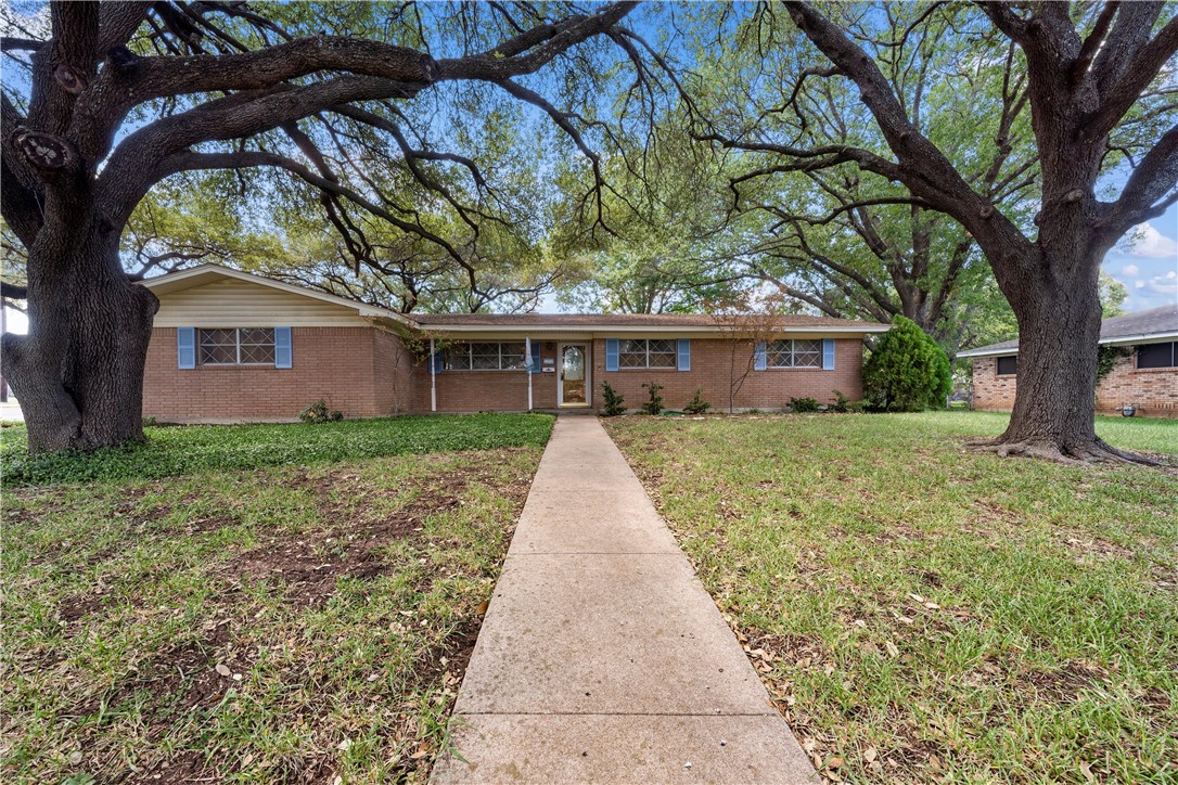 2218 Carolinda Drive Waco TX 76710