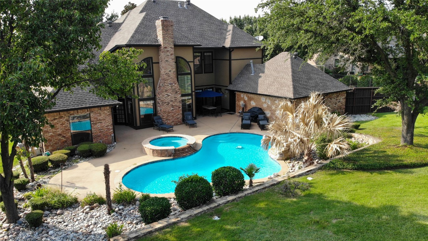 2216 High Point Drive Carrollton TX 75007