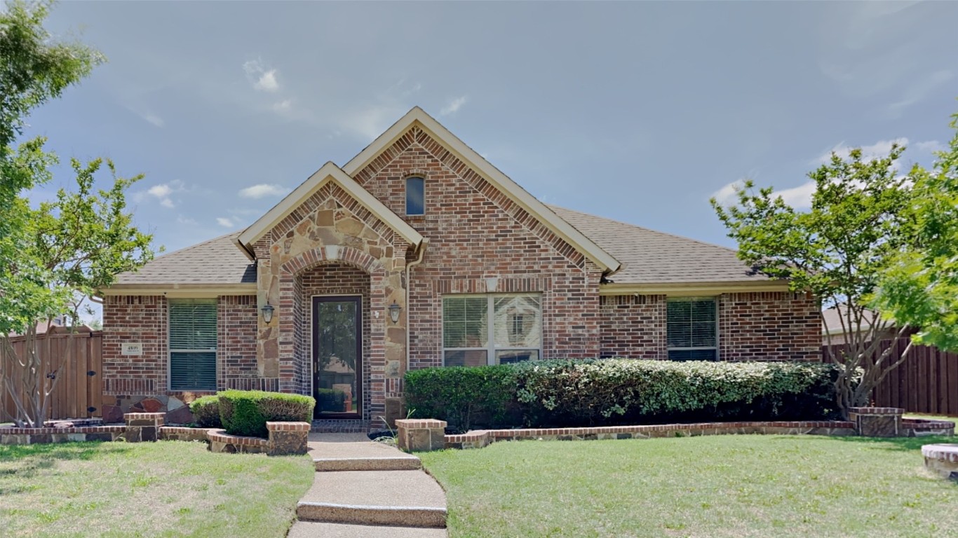 4809 Prairie Aster Drive Garland TX 75043