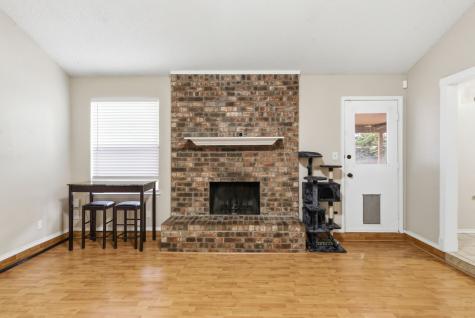 5506 Grantmont Drive Arlington TX 76016