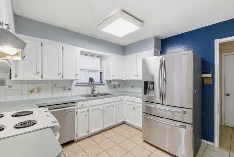 5506 Grantmont Drive Arlington TX 76016