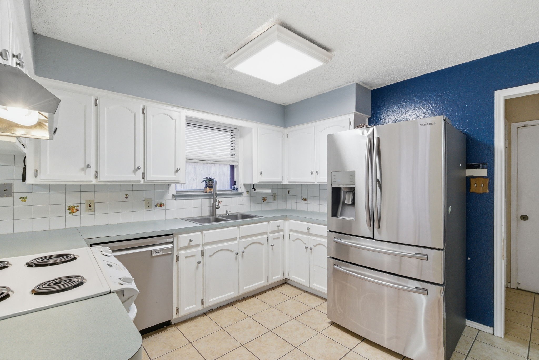 5506 Grantmont Drive Arlington TX 76016