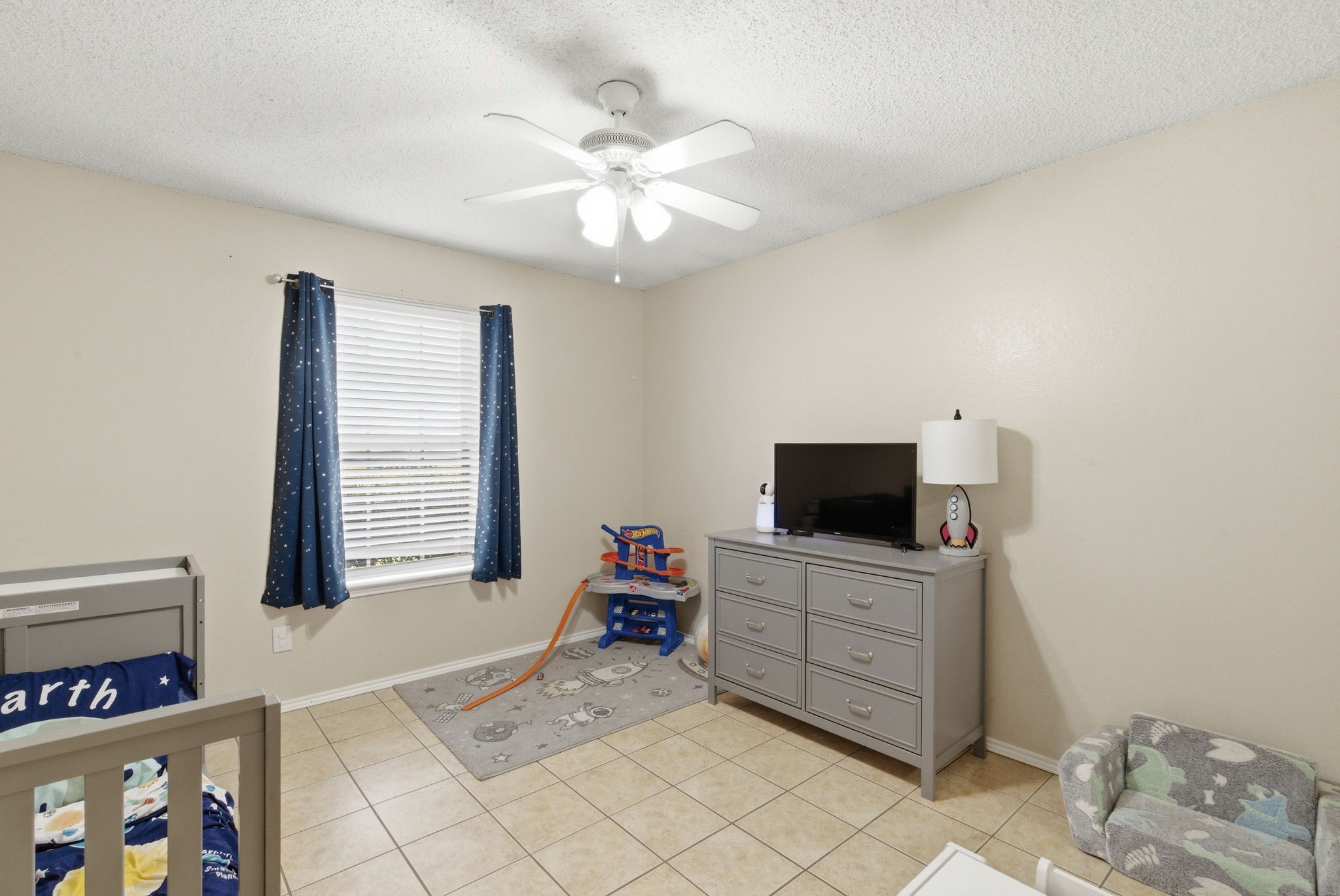 5506 Grantmont Drive Arlington TX 76016