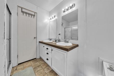 220 Country Side Court Springtown TX 76082