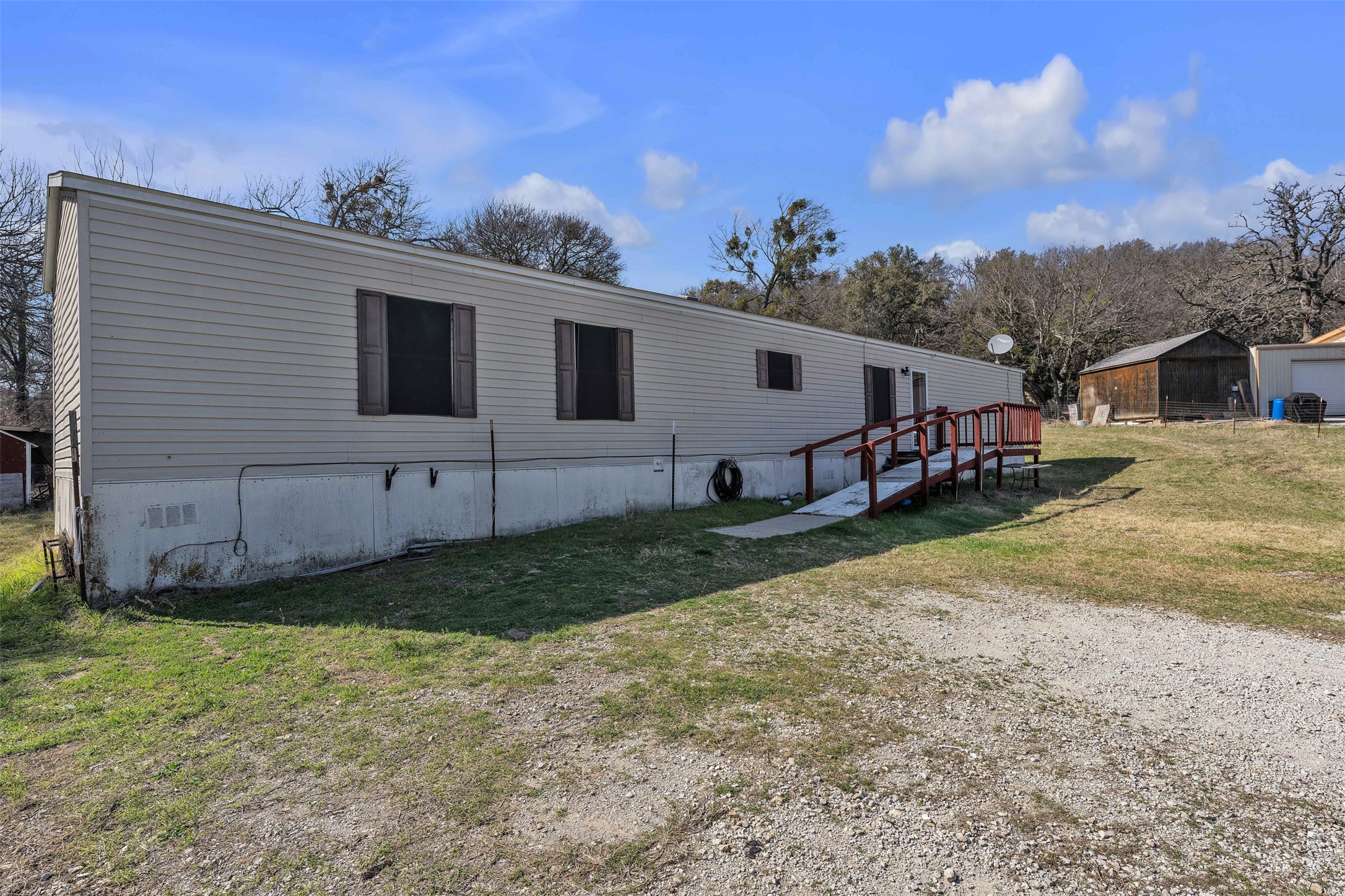 220 Country Side Court Springtown TX 76082