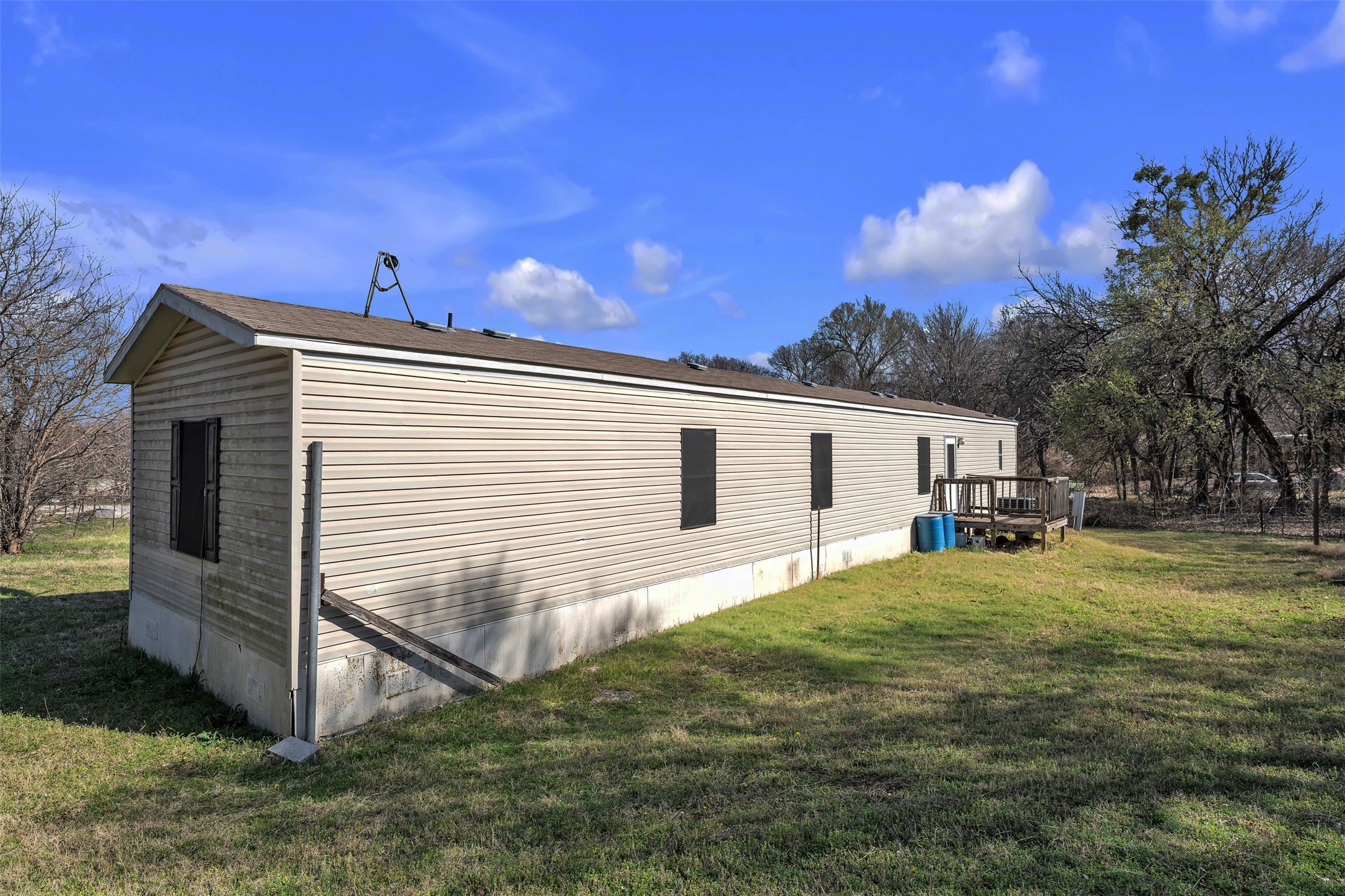220 Country Side Court Springtown TX 76082