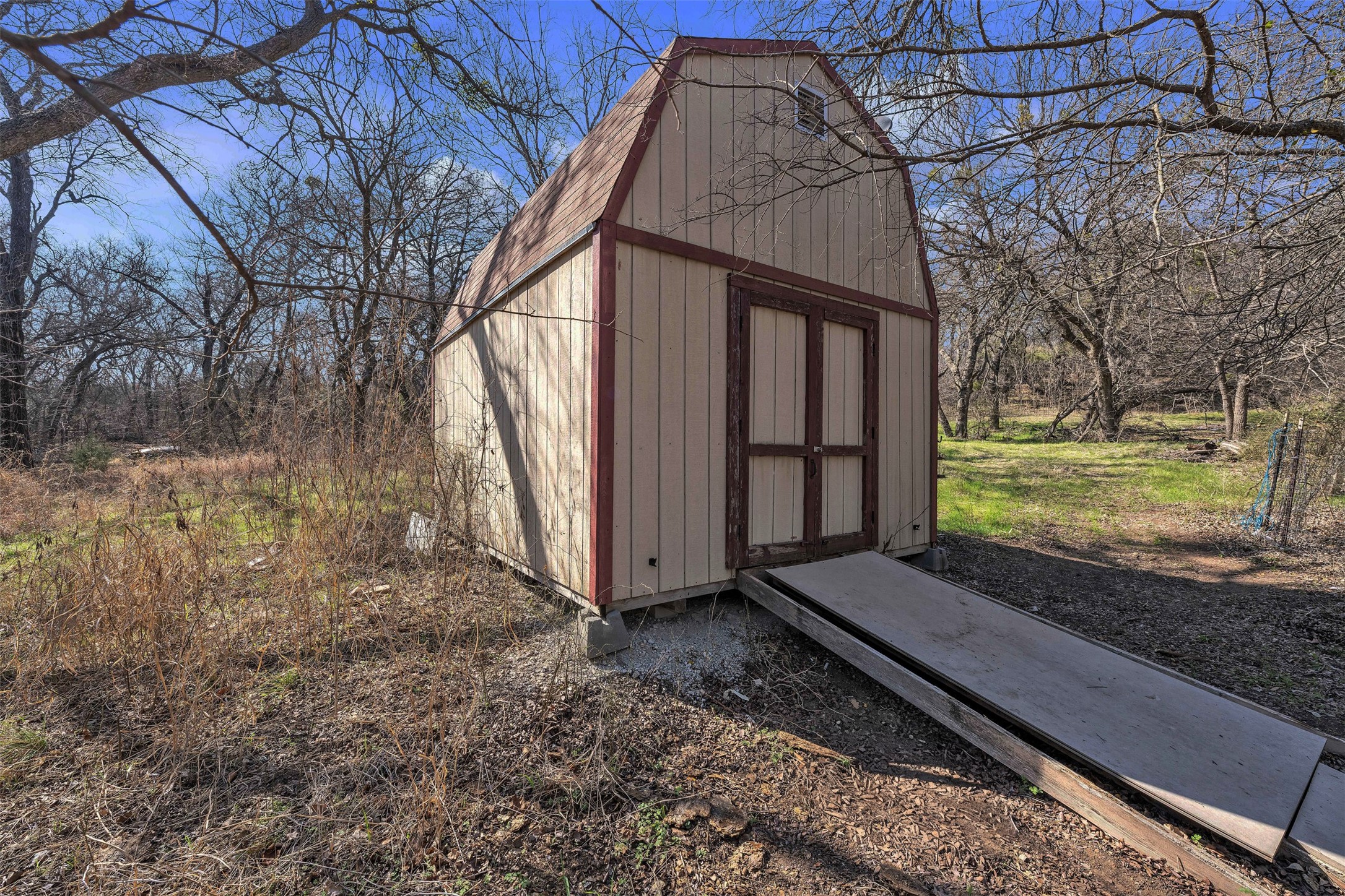 220 Country Side Court Springtown TX 76082