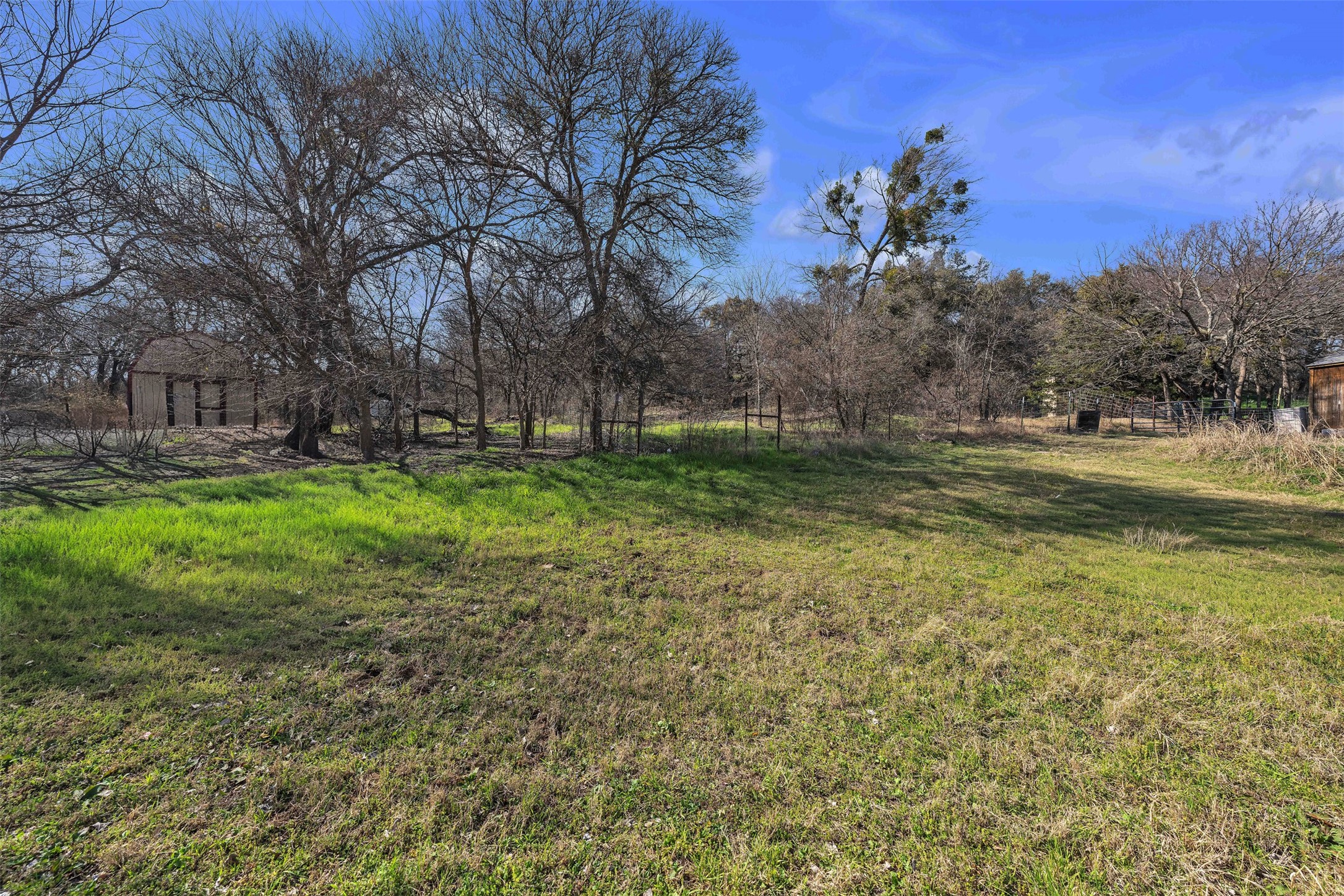 220 Country Side Court Springtown TX 76082