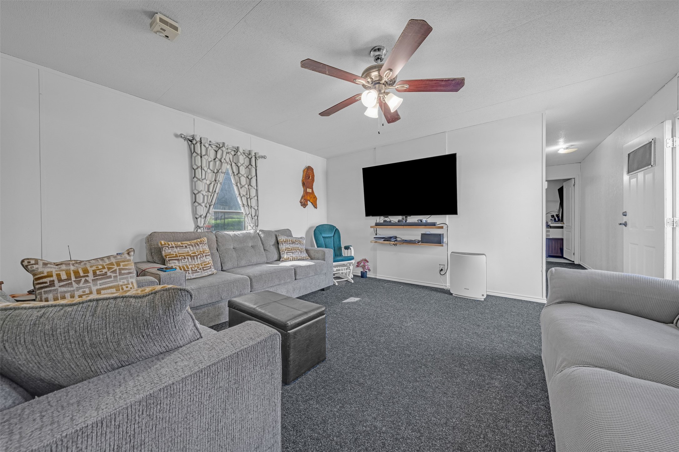 220 Country Side Court Springtown TX 76082