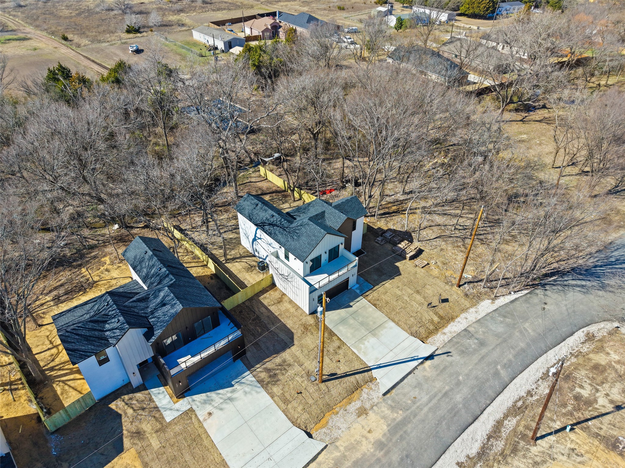 131 Lakeshore Lane Glenn Heights TX 75154
