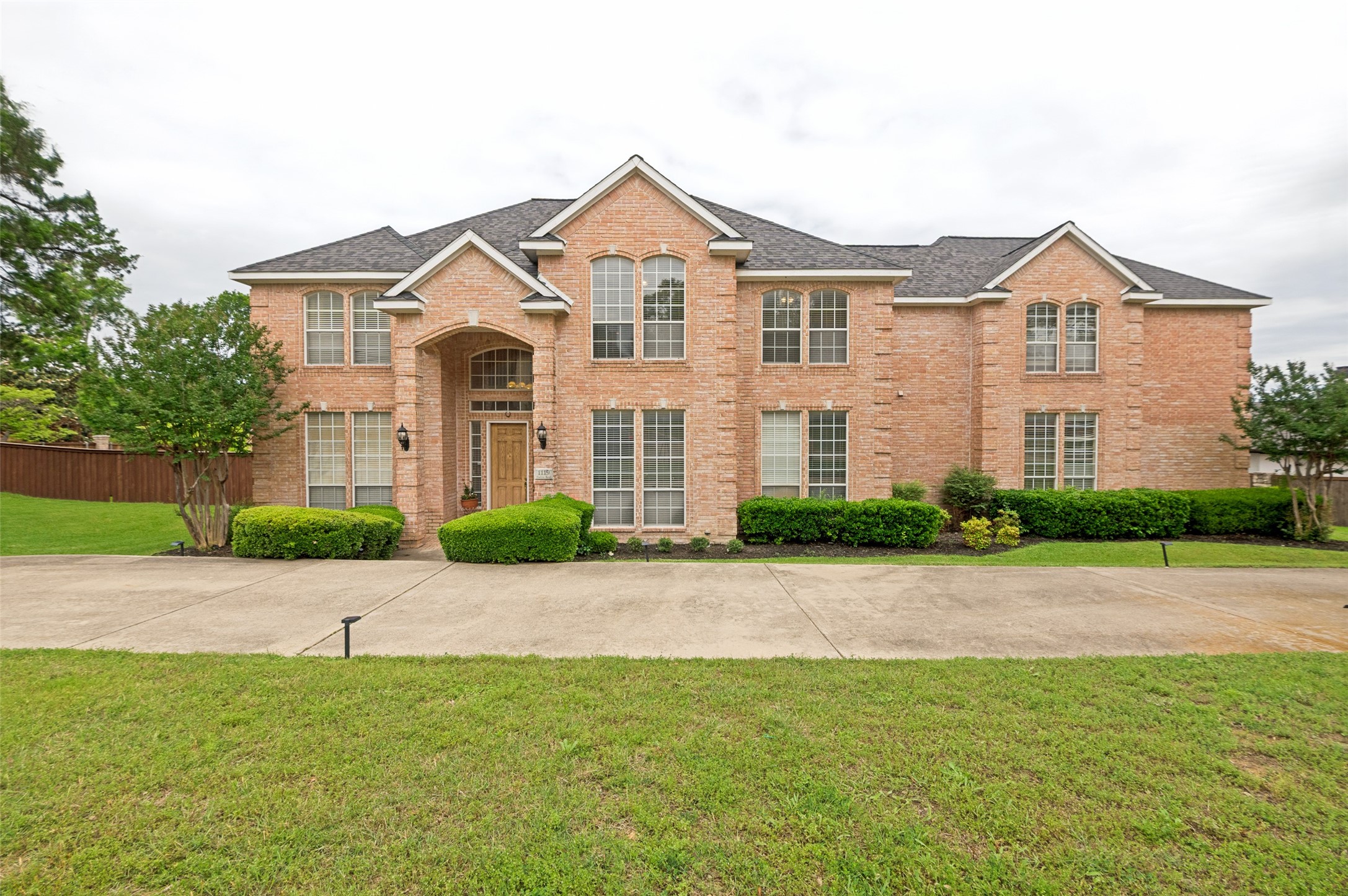 1119 Shallow Bend Drive Desoto TX 75115
