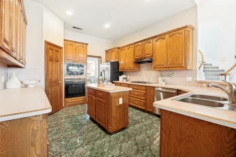 1119 Shallow Bend Drive Desoto TX 75115