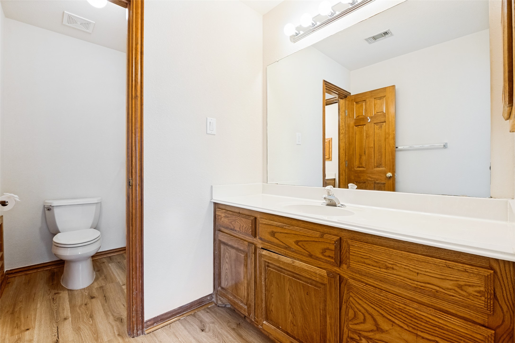 1119 Shallow Bend Drive Desoto TX 75115