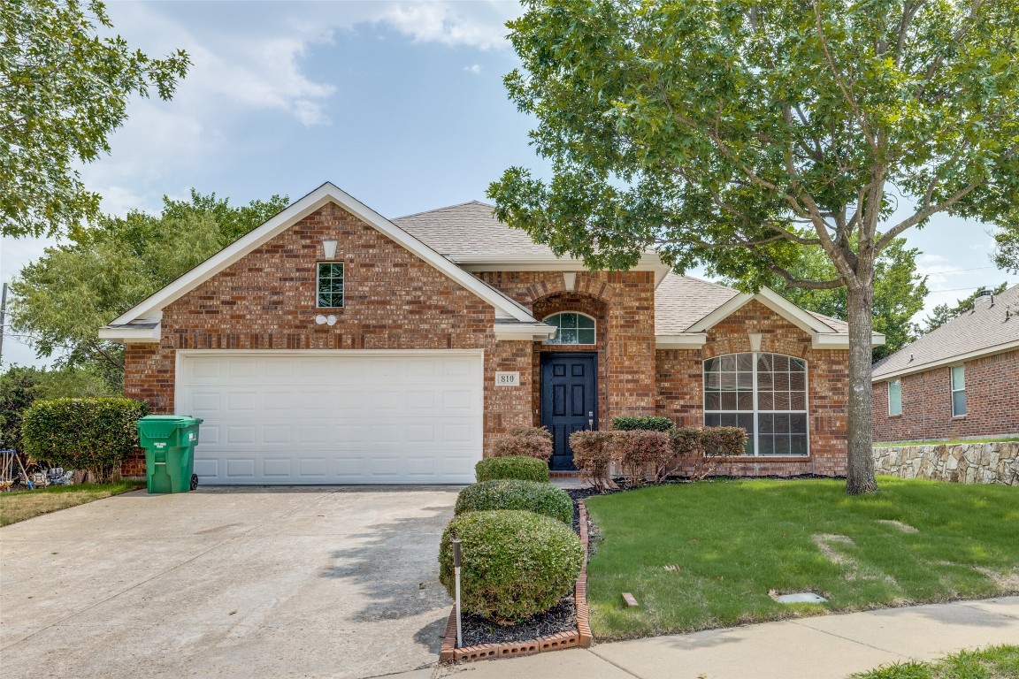 810 Christine Drive Cedar Hill TX 75104