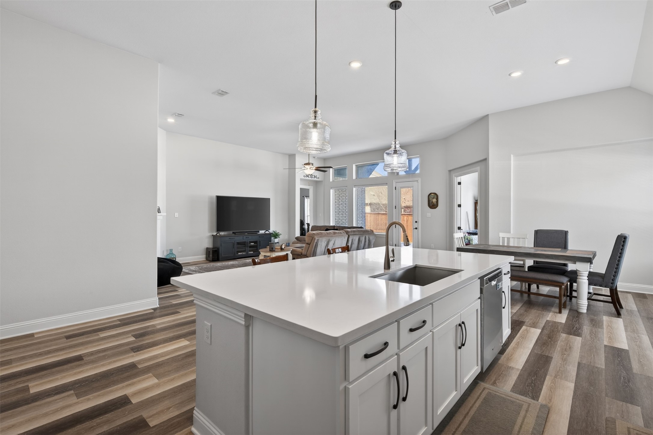 1700 Hamlet Drive Fort Worth TX 76052
