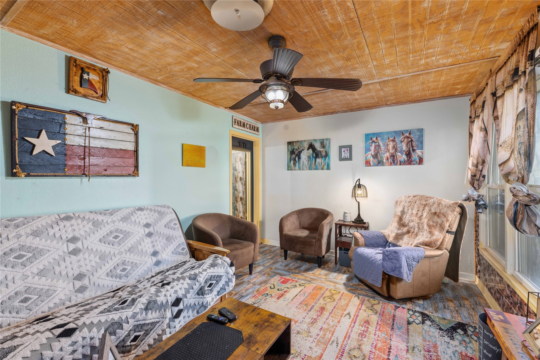 915 S Neches Street Coleman TX 76834