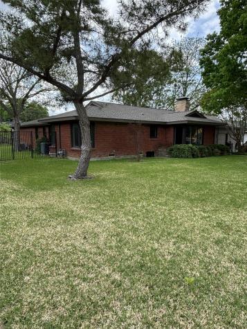 3875 Lambert Avenue Fort Worth TX 76109