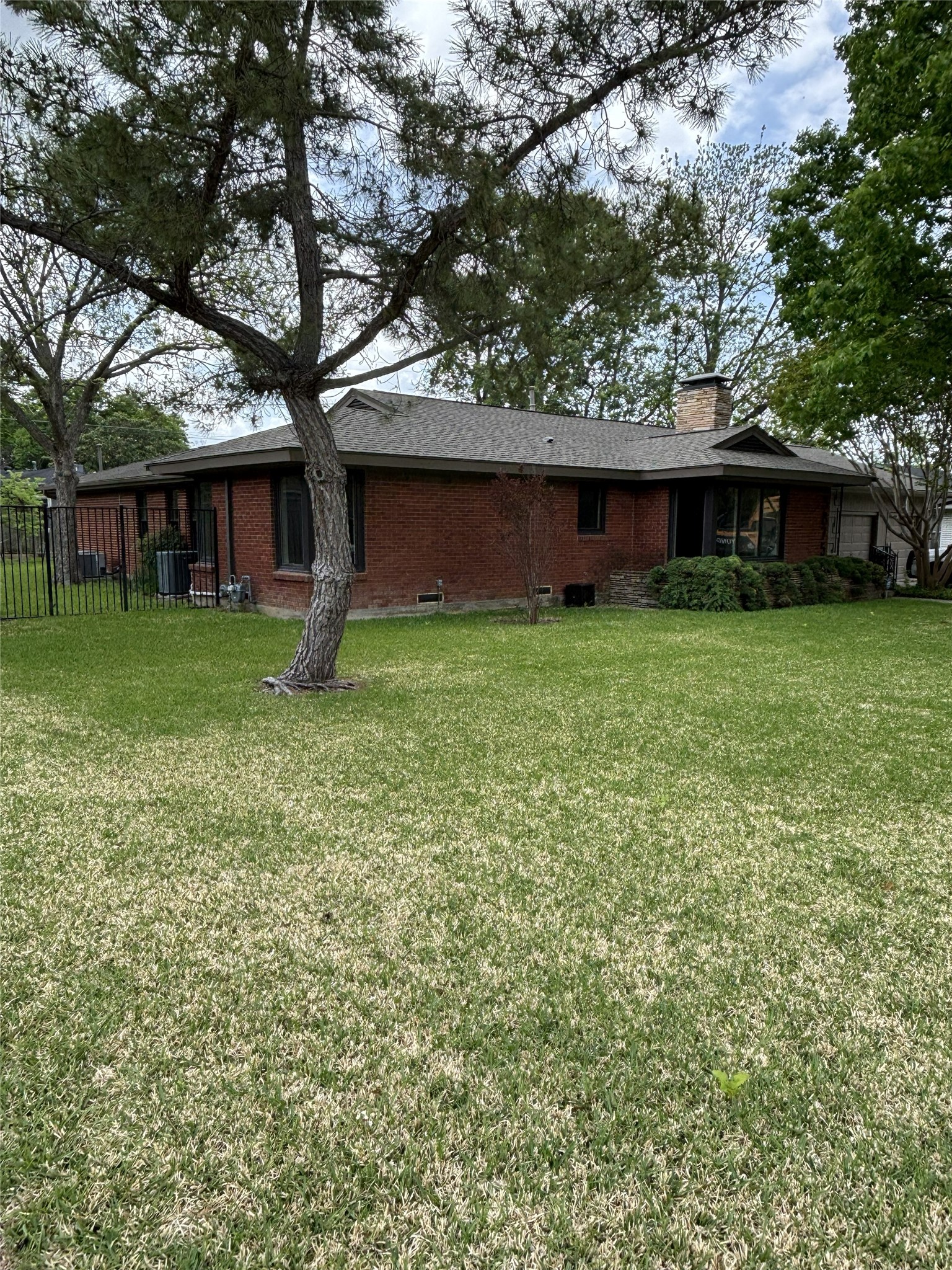 3875 Lambert Avenue Fort Worth TX 76109