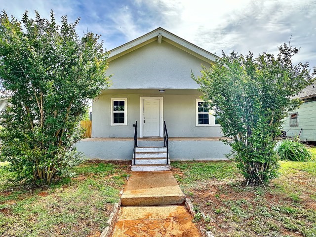 1004 Oak Street Sweetwater TX 79556
