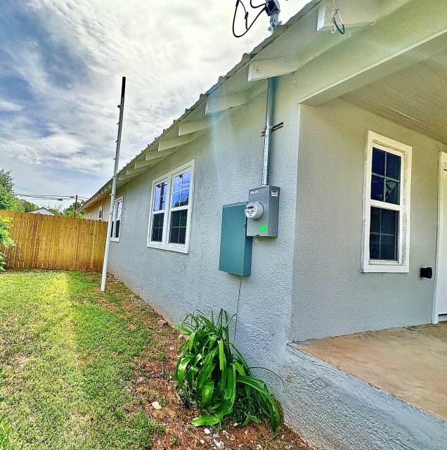 1004 Oak Street Sweetwater TX 79556