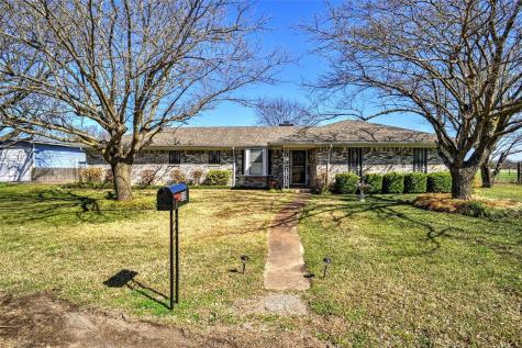 315 County Road 1240 Savoy TX 75479