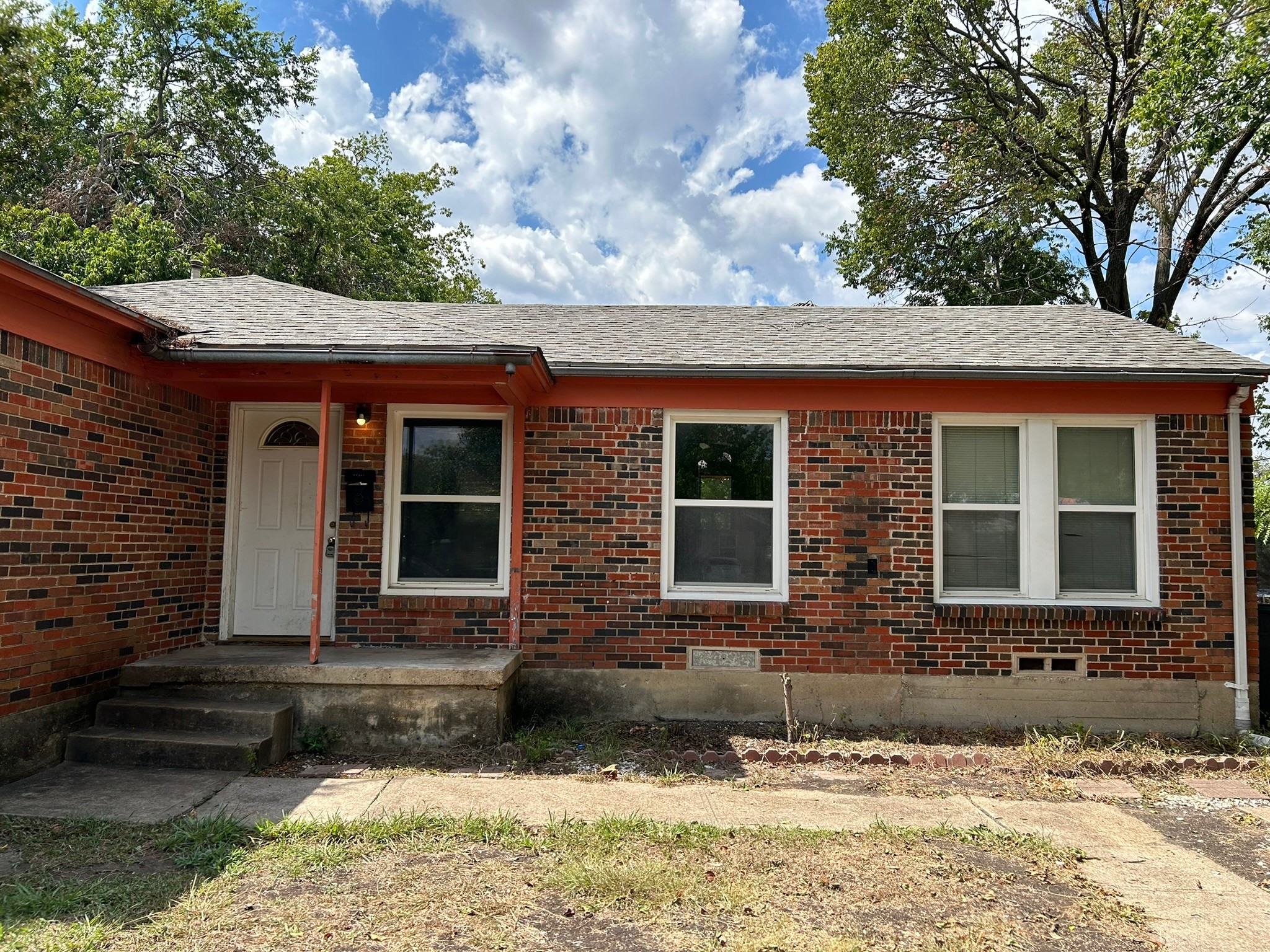 10541 Fern Drive Dallas TX 75228