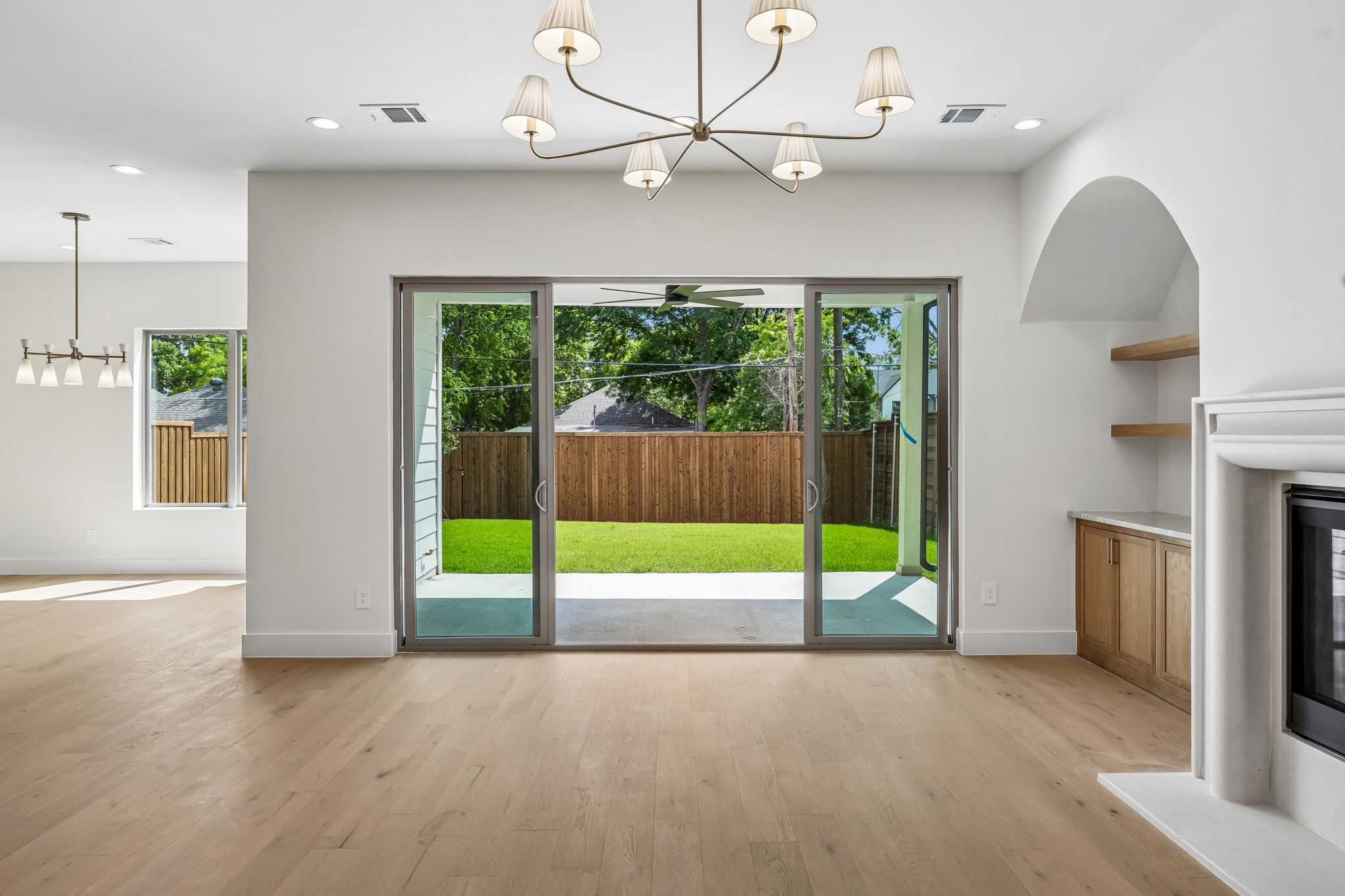 419 Cameron Avenue Dallas TX 75223