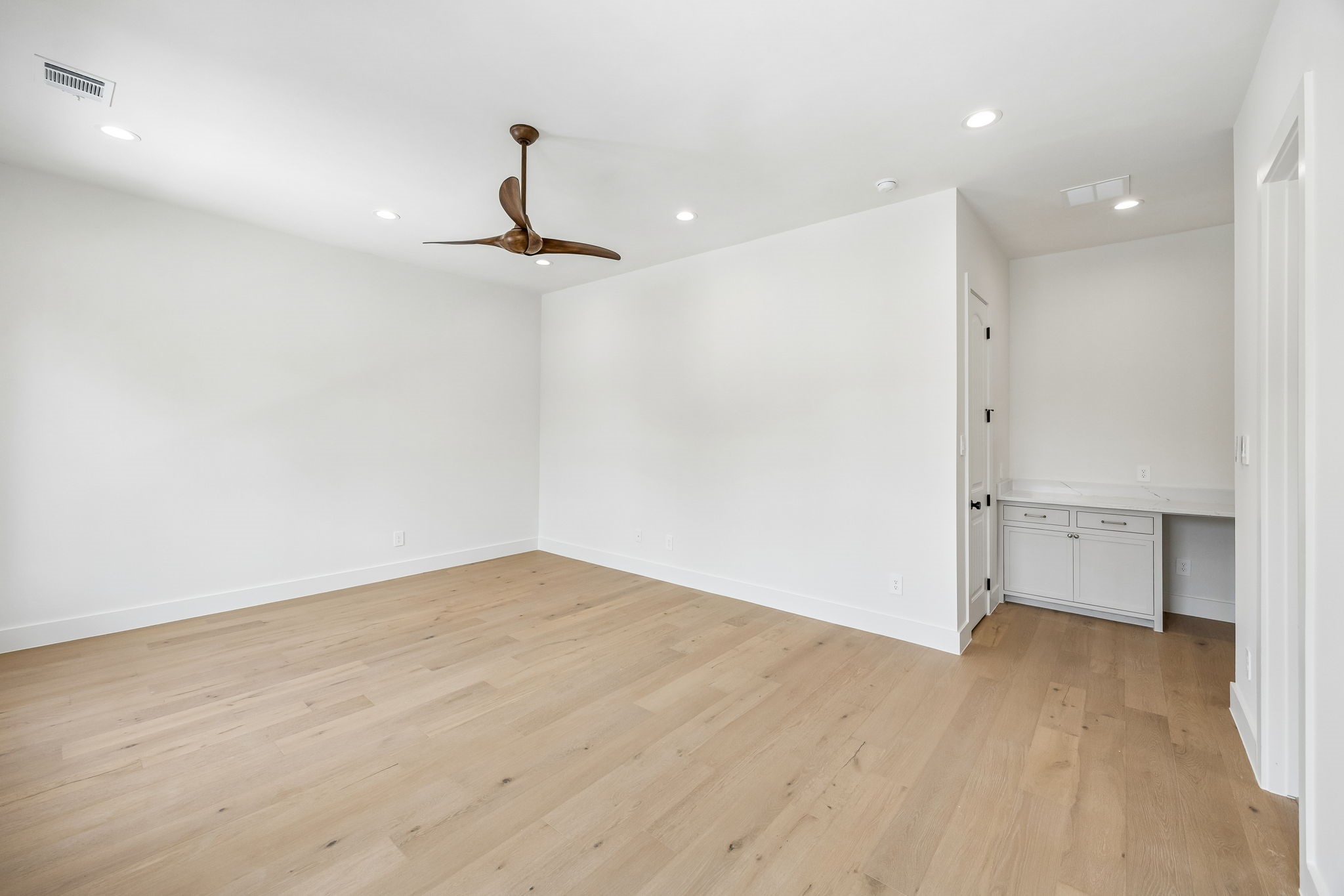 419 Cameron Avenue Dallas TX 75223