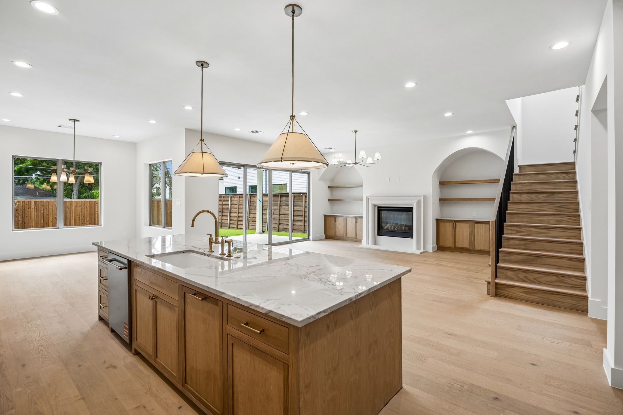 419 Cameron Avenue Dallas TX 75223