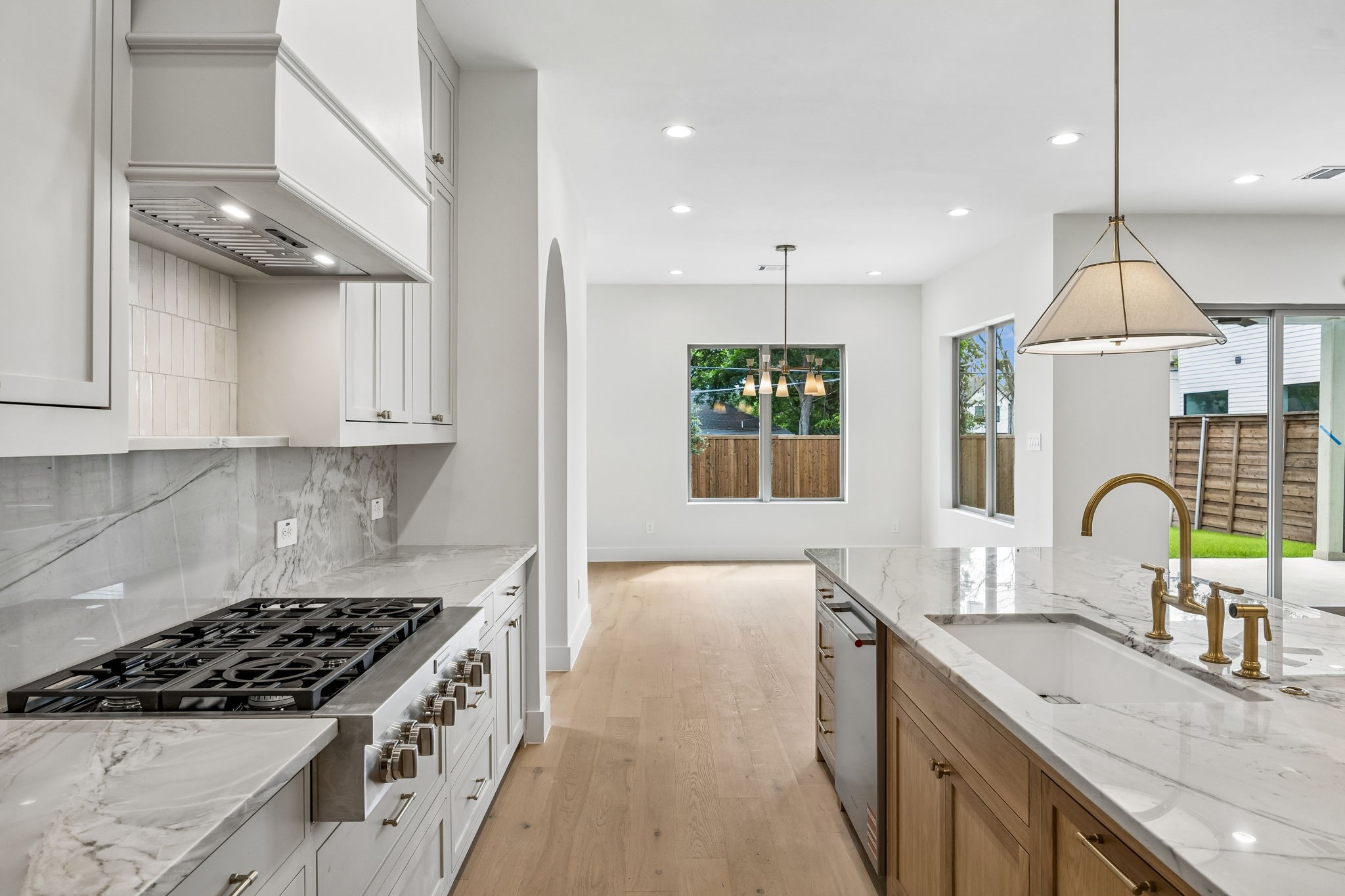 419 Cameron Avenue Dallas TX 75223