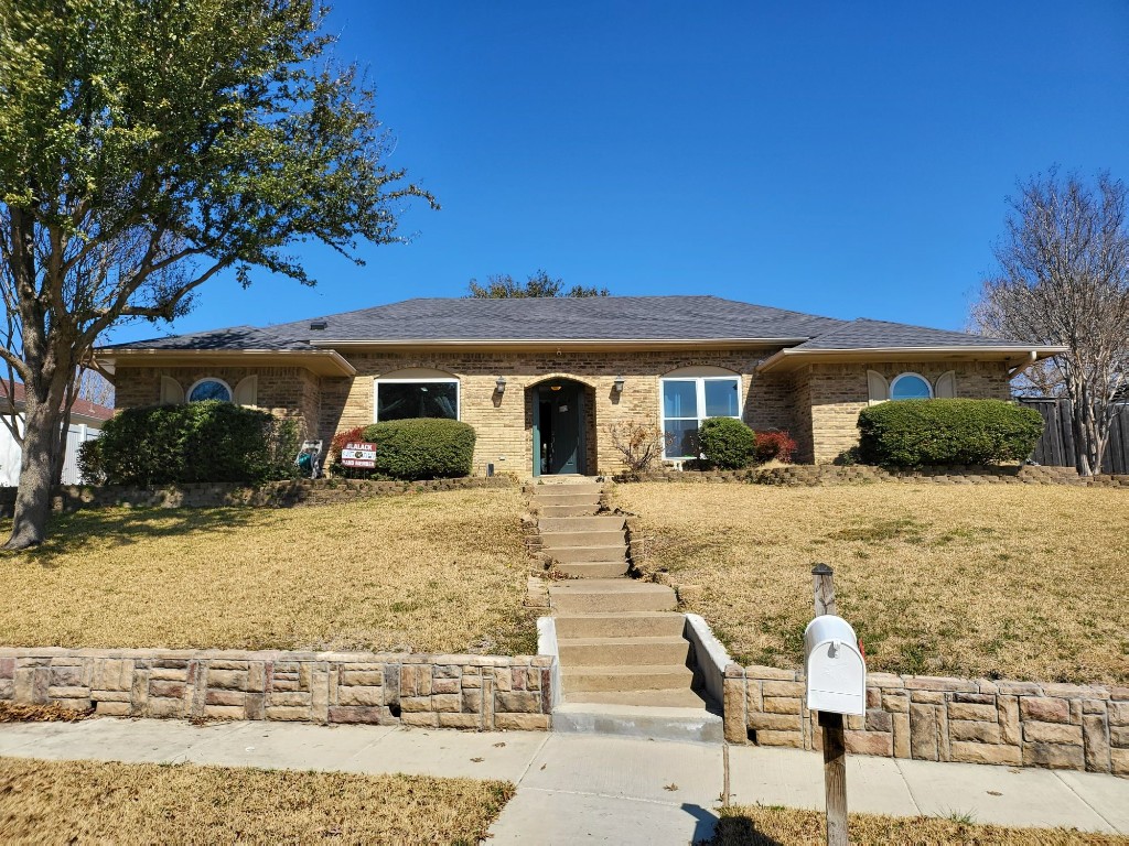 1737 Southampton Drive Carrollton TX 75007
