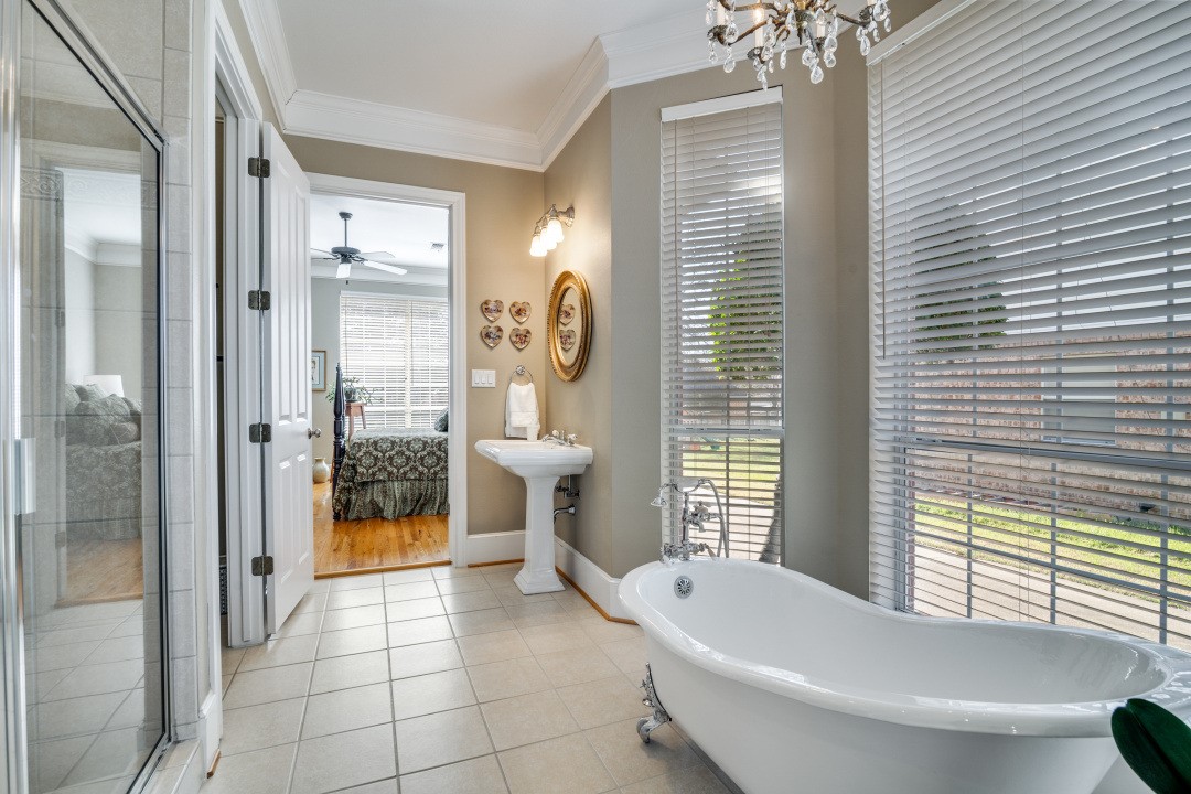 8 Griffith Court Terrell TX 75160