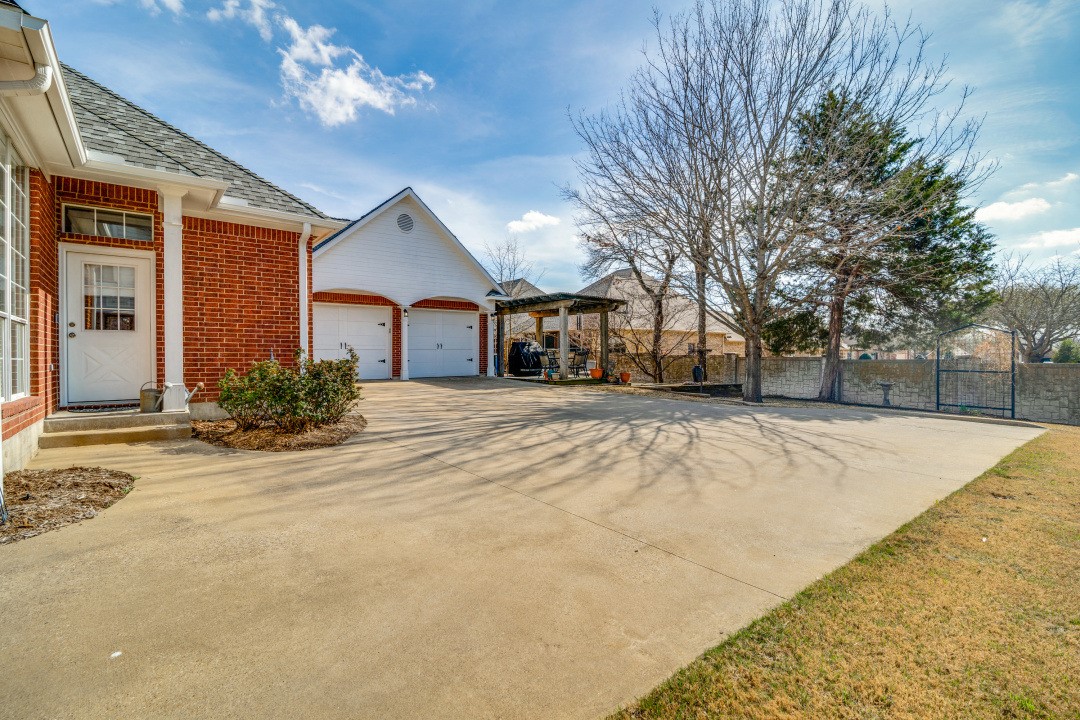 8 Griffith Court Terrell TX 75160