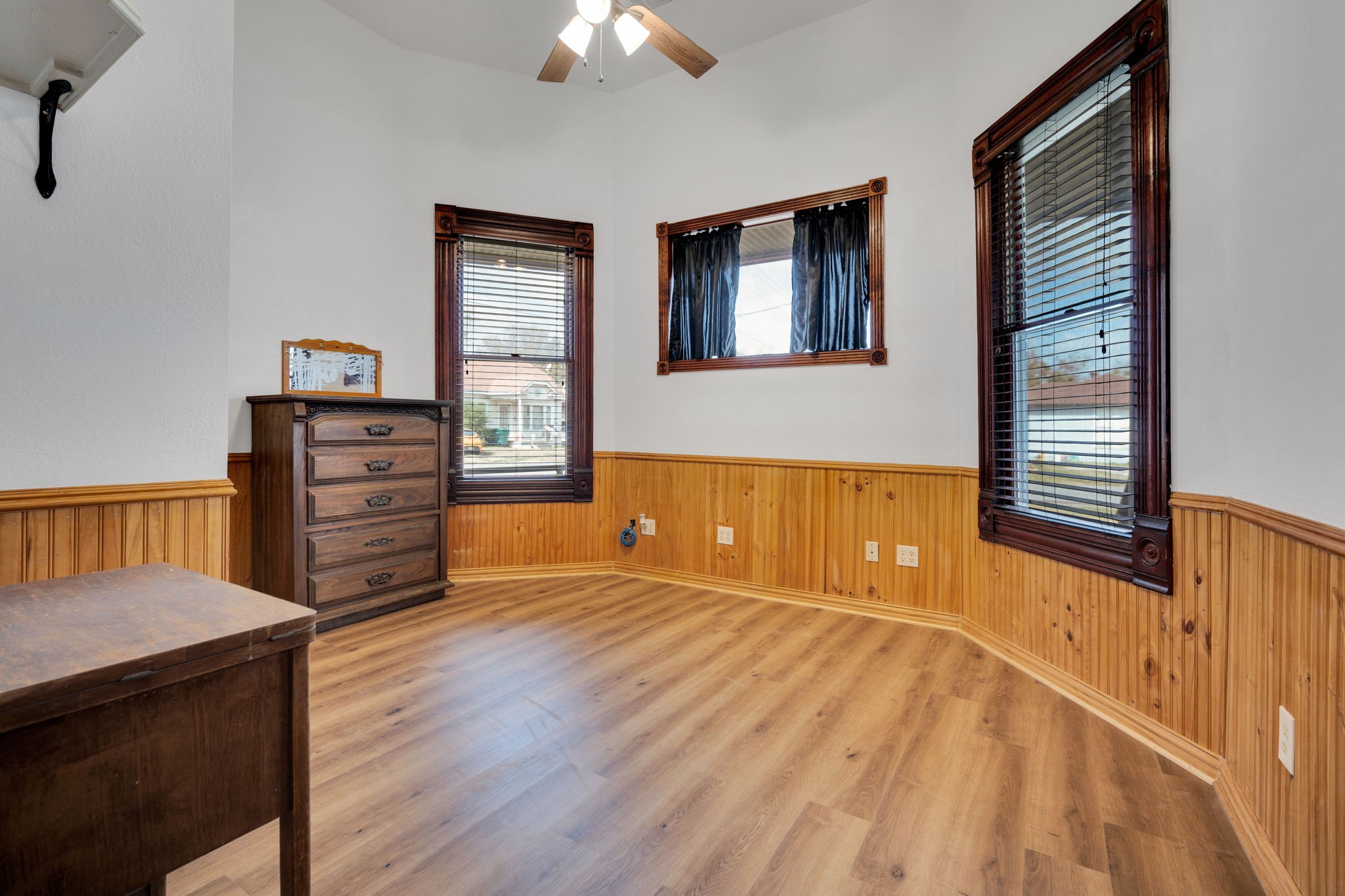 312 W 8th Street Ferris TX 75125