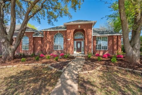 2502 Crosslands Drive Garland TX 75040