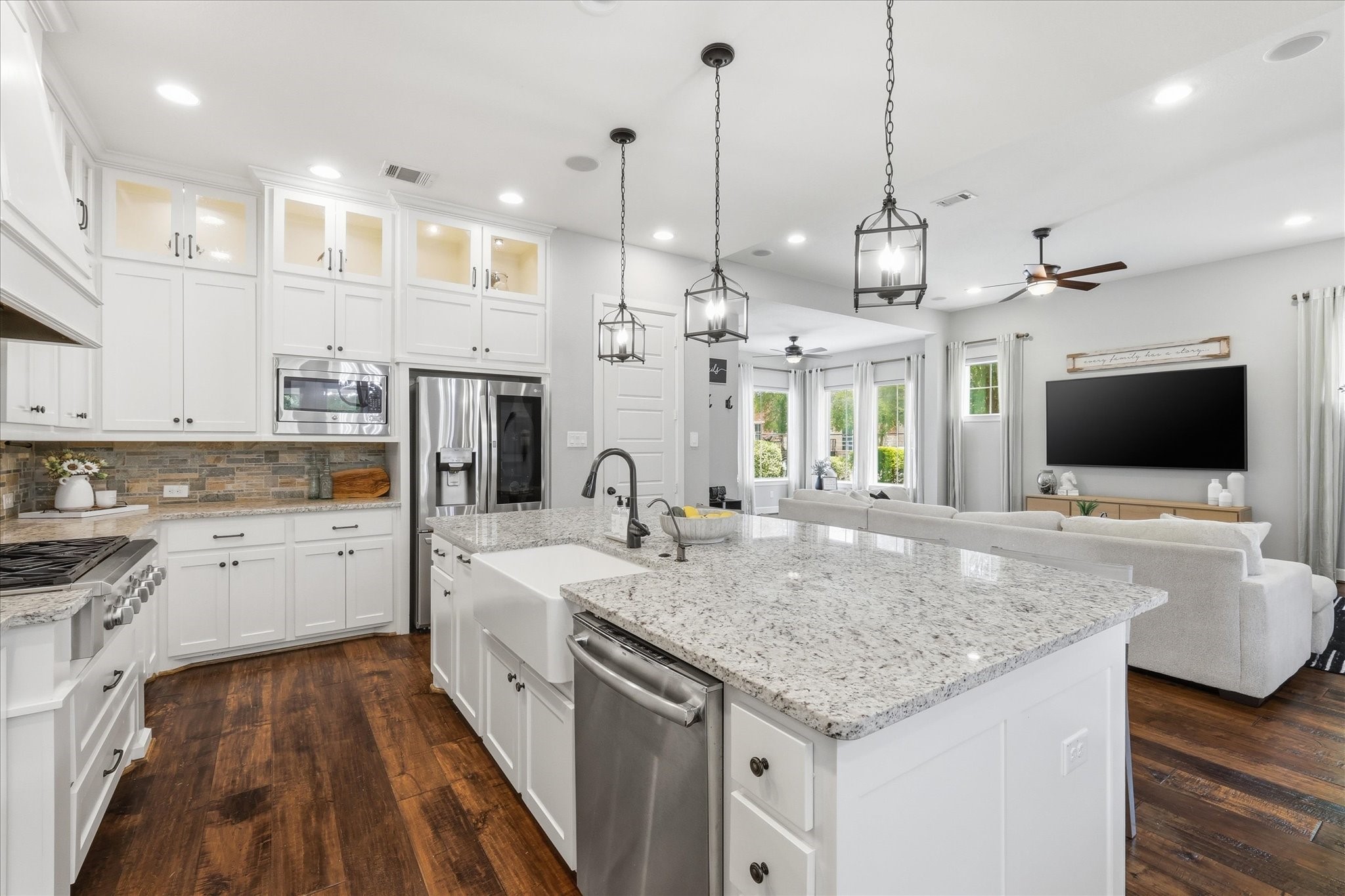 6000 Monterey Mews North Richland Hills TX 76180