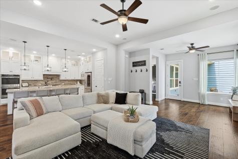 6000 Monterey Mews North Richland Hills TX 76180