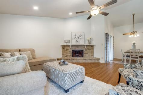 409 Mckinley Street Cedar Hill TX 75104