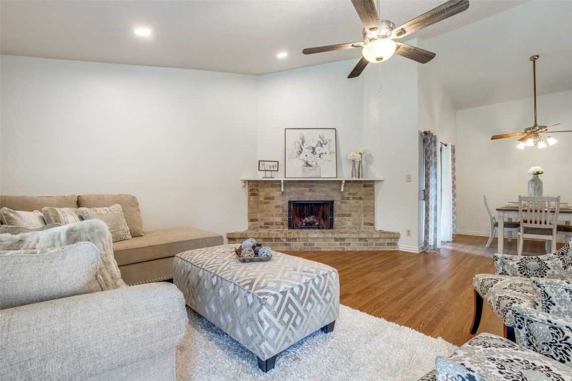 409 Mckinley Street Cedar Hill TX 75104
