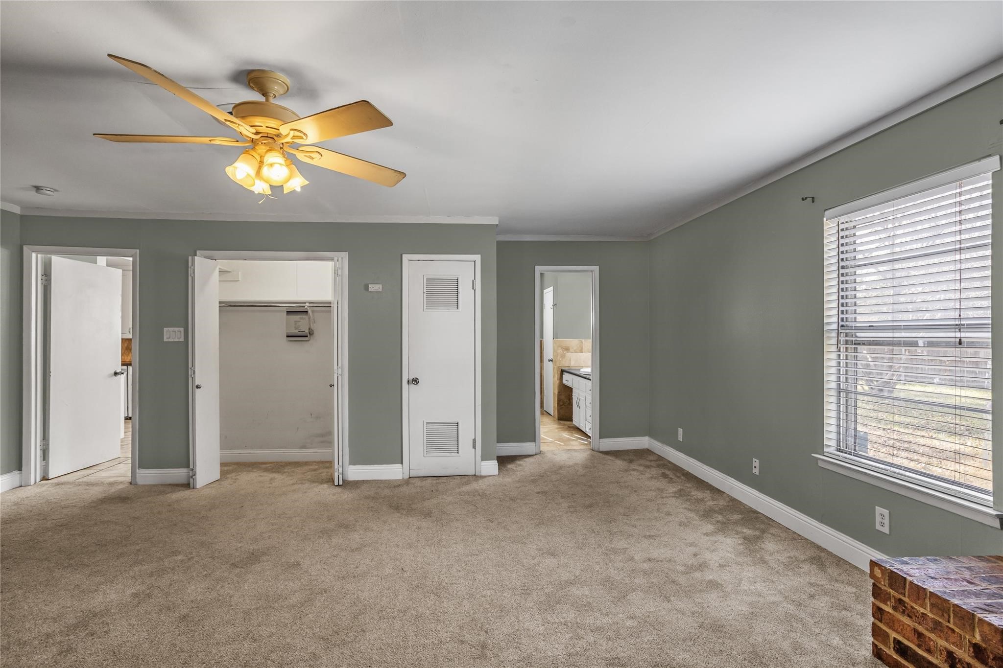 3558 South Drive Fort Worth TX 76109