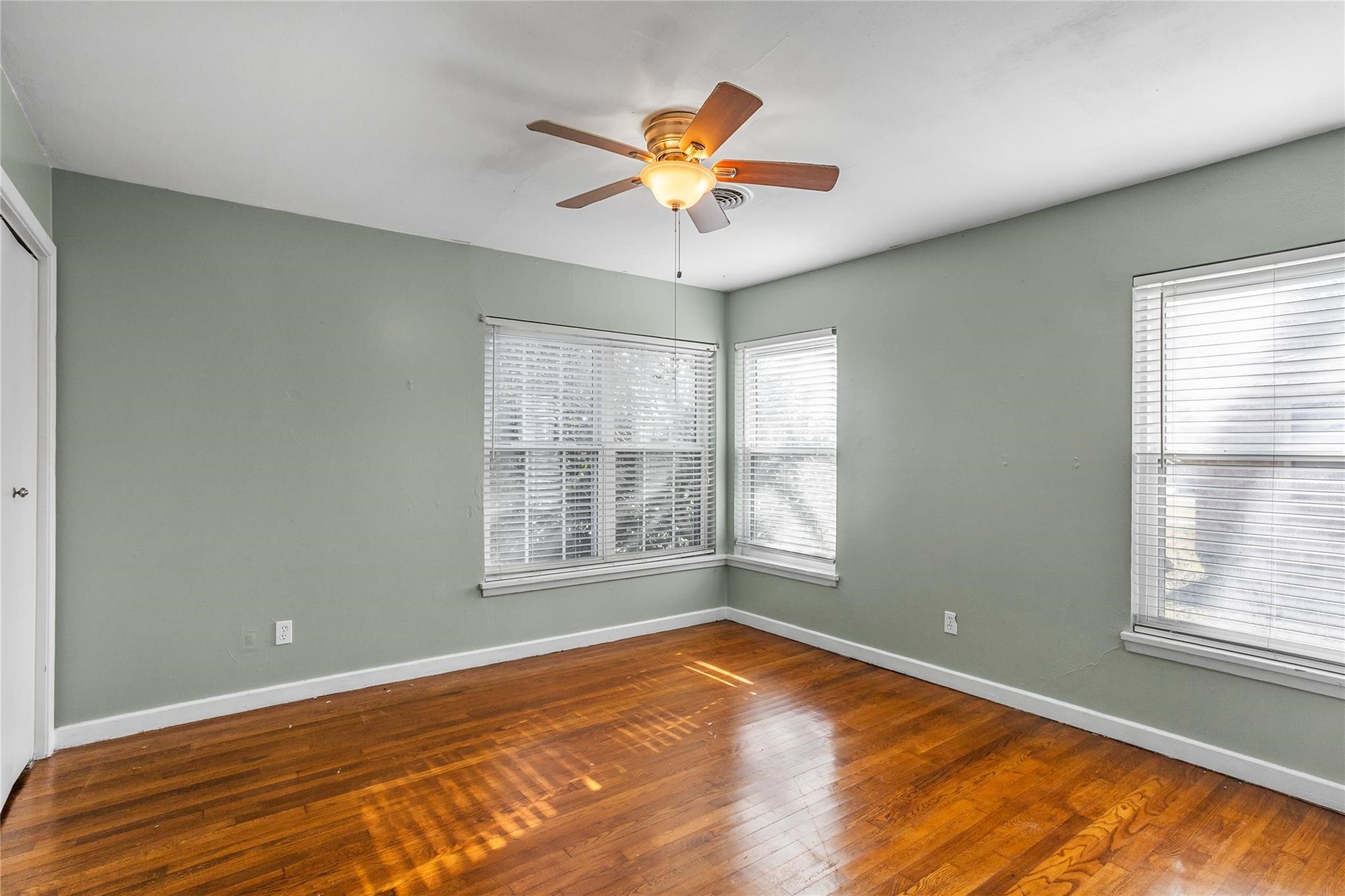 3558 South Drive Fort Worth TX 76109