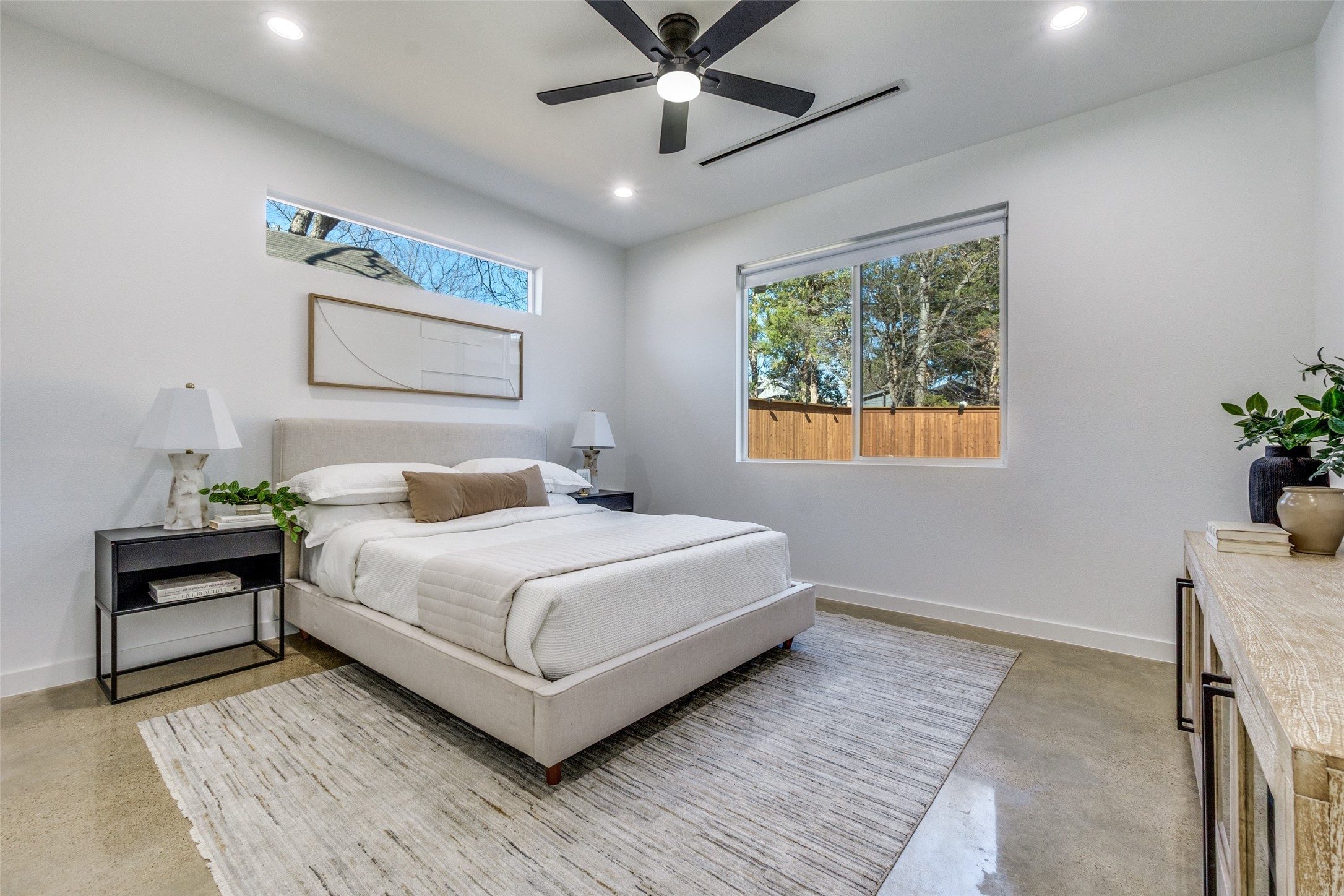 1439 E Louisiana Avenue Dallas TX 75216
