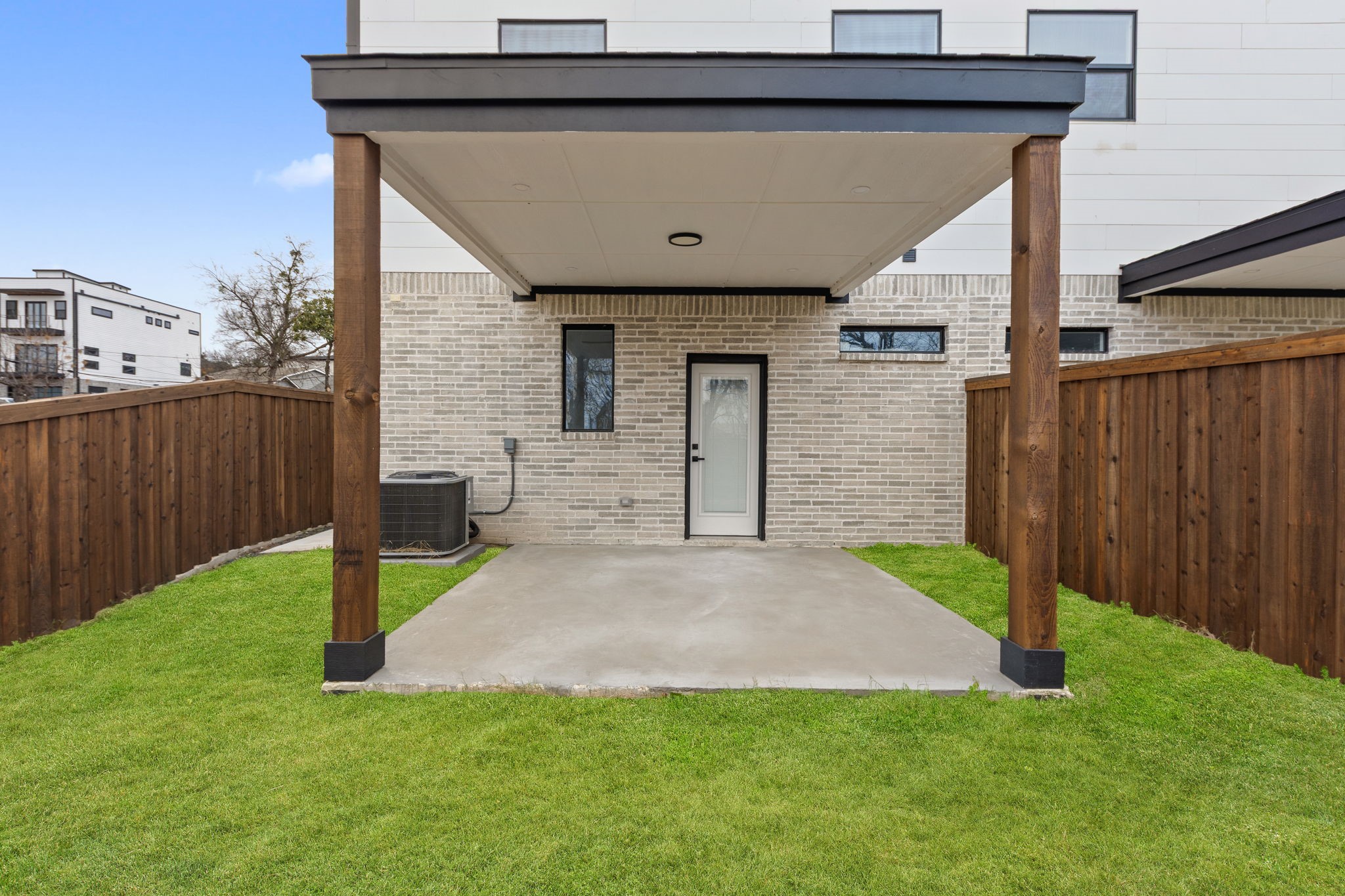 1919 Pollard Street Dallas TX 75208