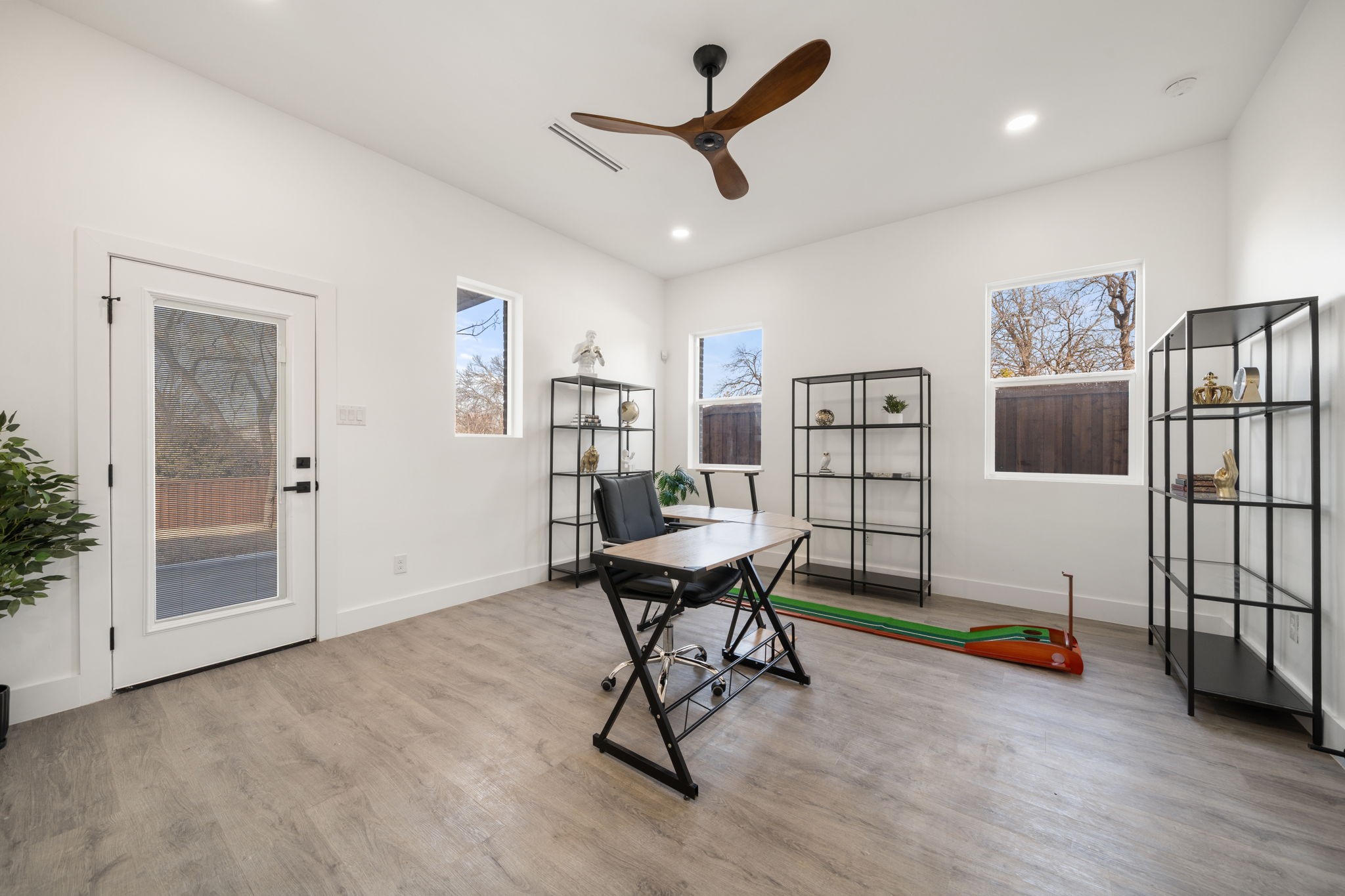 1919 Pollard Street Dallas TX 75208